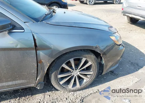 2013 Chrysler 200 Limited from USA, damaged, VIN 1C3CCBCG9DN520557